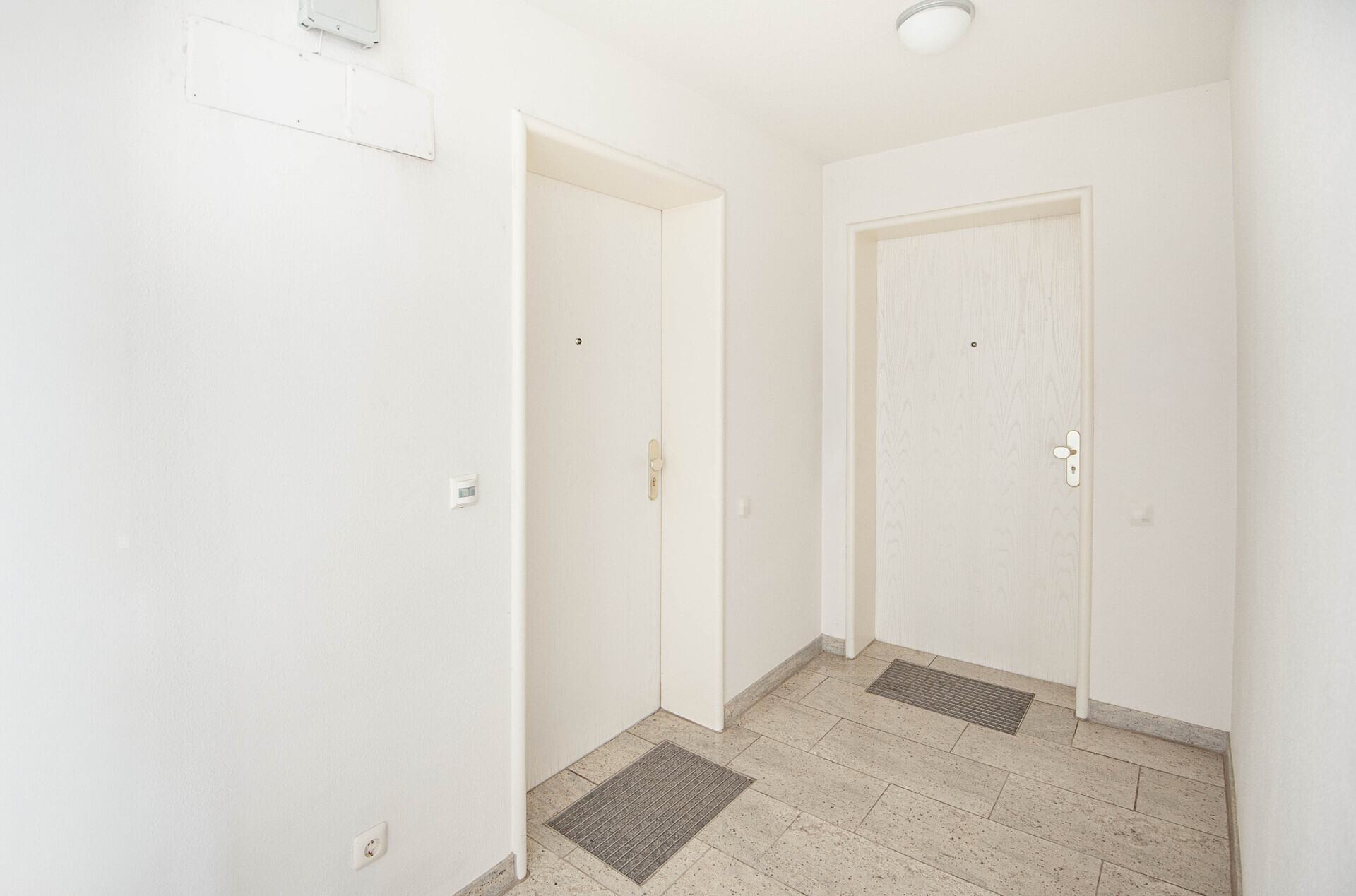 Wohnungseingangstüre