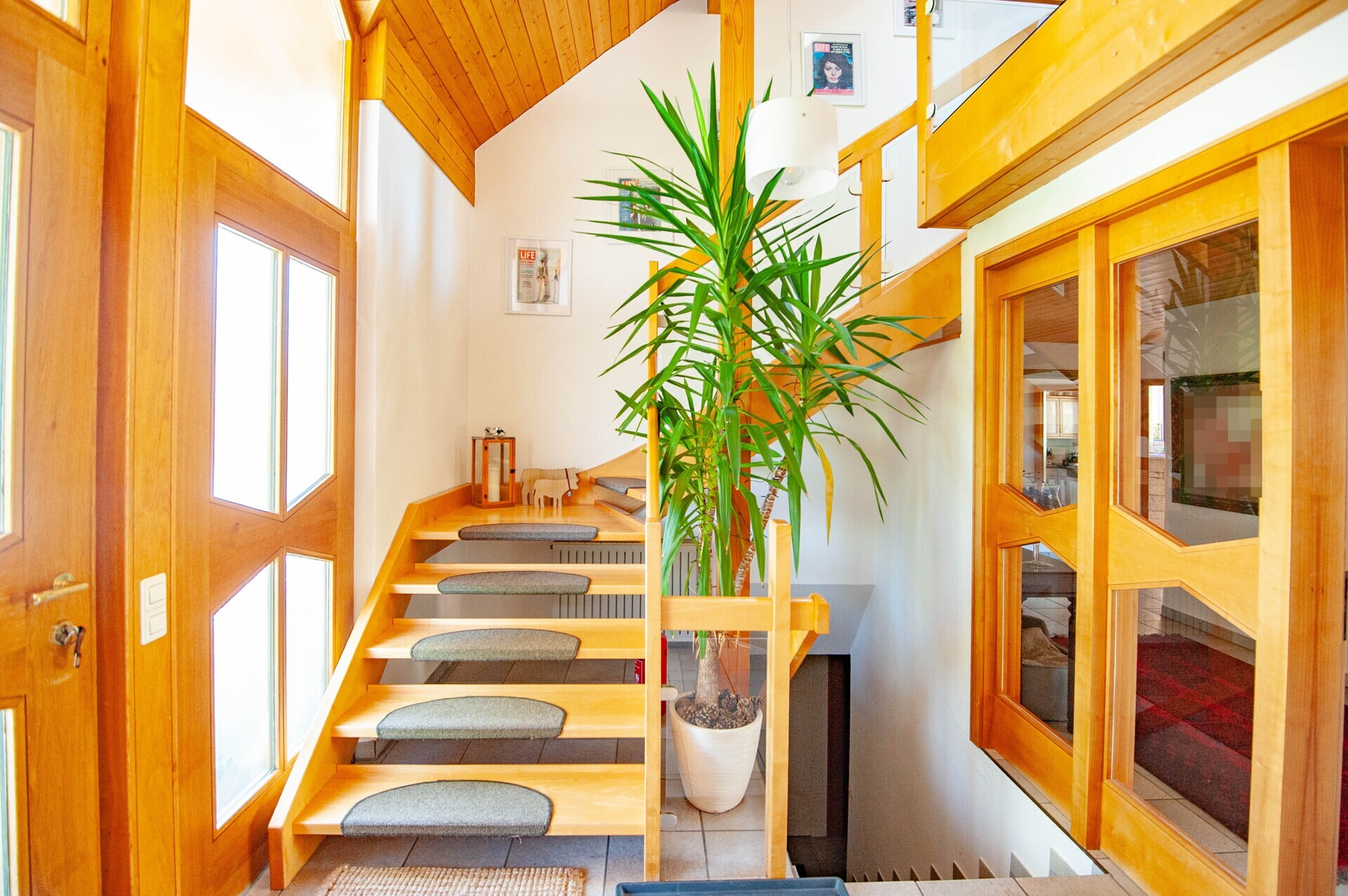 Treppe/ Eingangsbereich