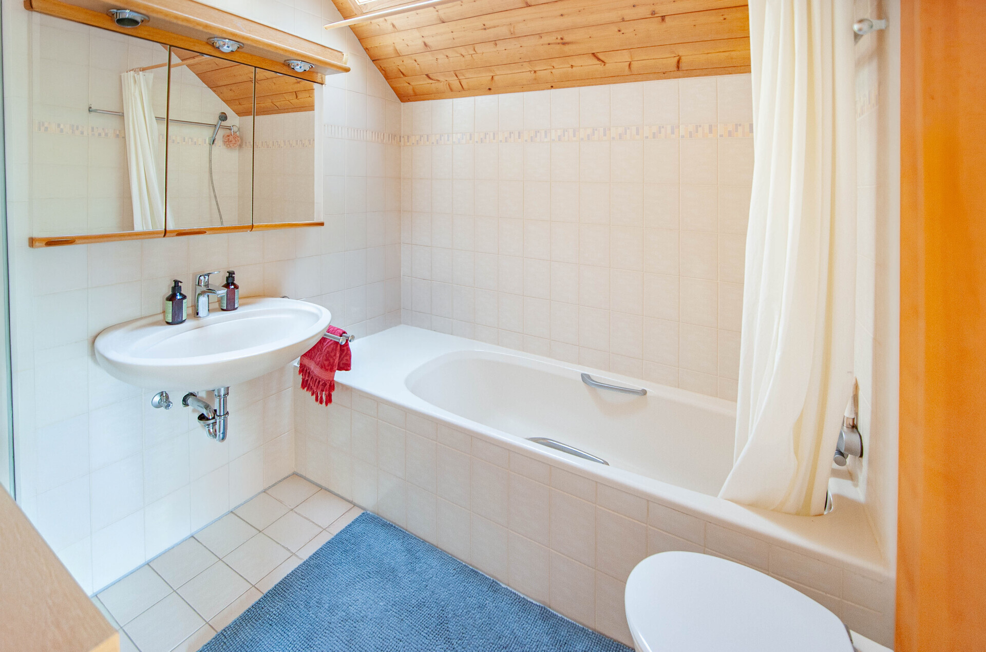 Badezimmer DG