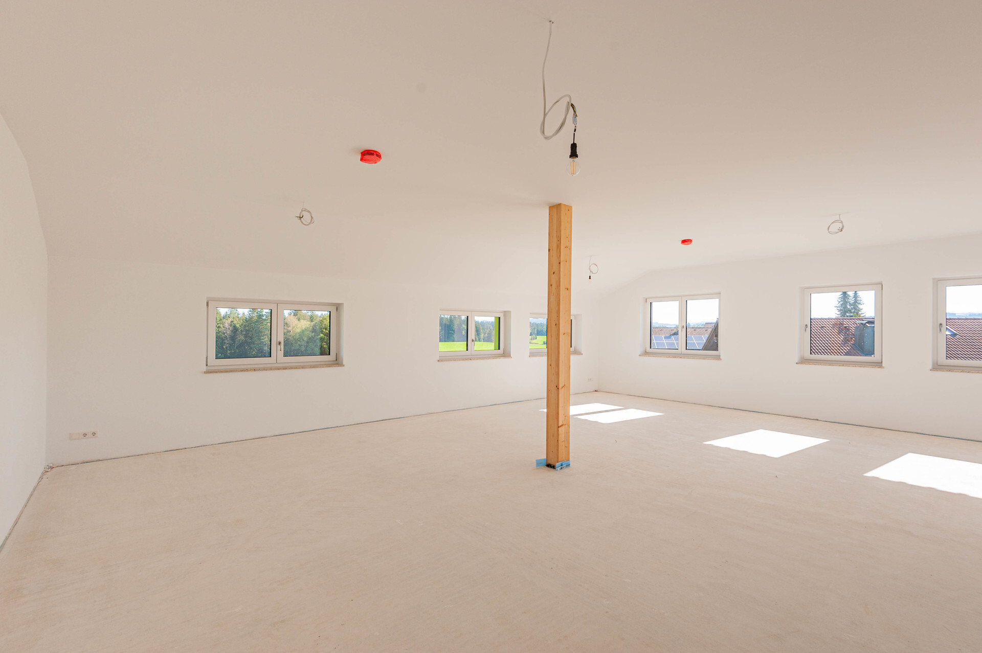 Büro unausgebaut DG rechts