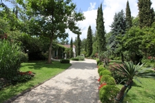Villa1 Eingang Park
