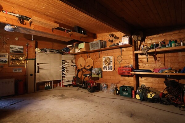 Garage / Zimmer