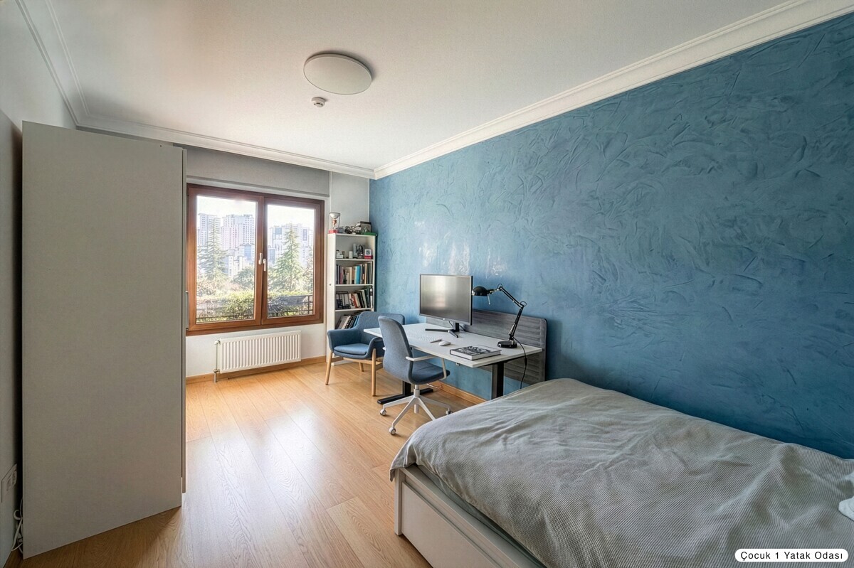 1. Zimmer im Obergeschoss