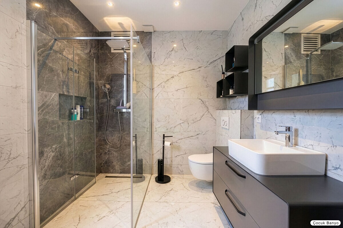 Duschbad im Obergeschoss