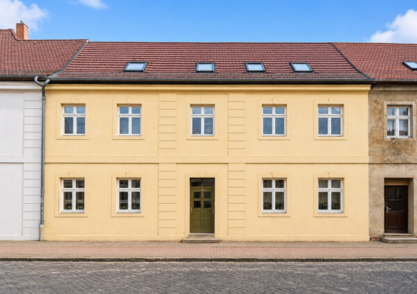 Straßenansicht