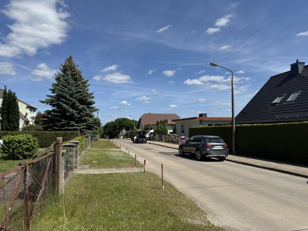 Straßenansicht 2