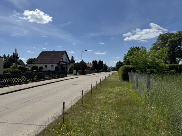 Straßenansicht 1