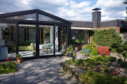 Ansicht_Wintergarten_Garten_KI_Immo-Trend24