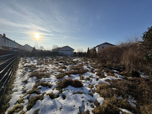 Grundstück - Blick von Nordost