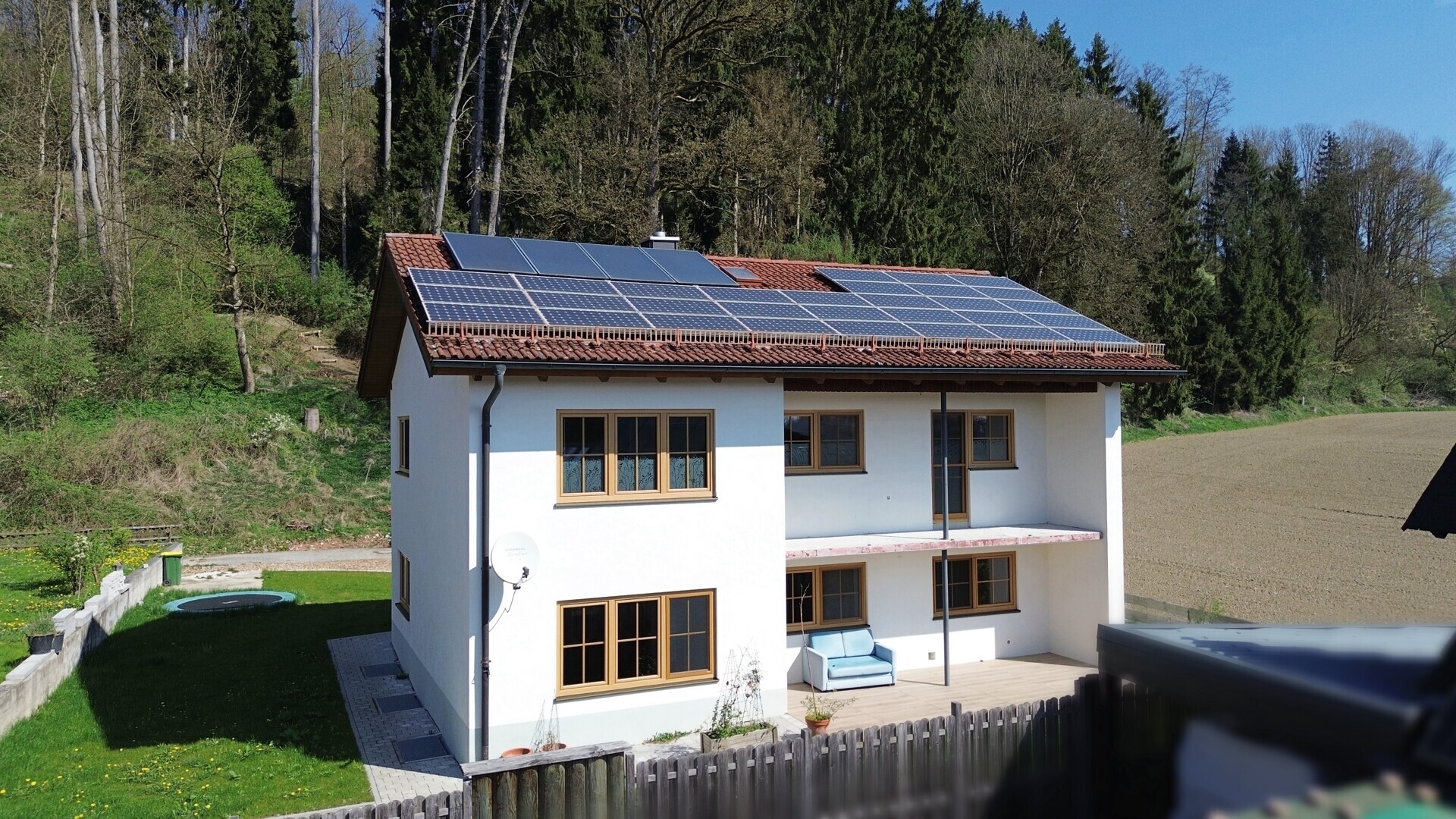 Renoviertes Einfamilienhaus in traumhaft ruhiger Randlage neben Wald und Feld