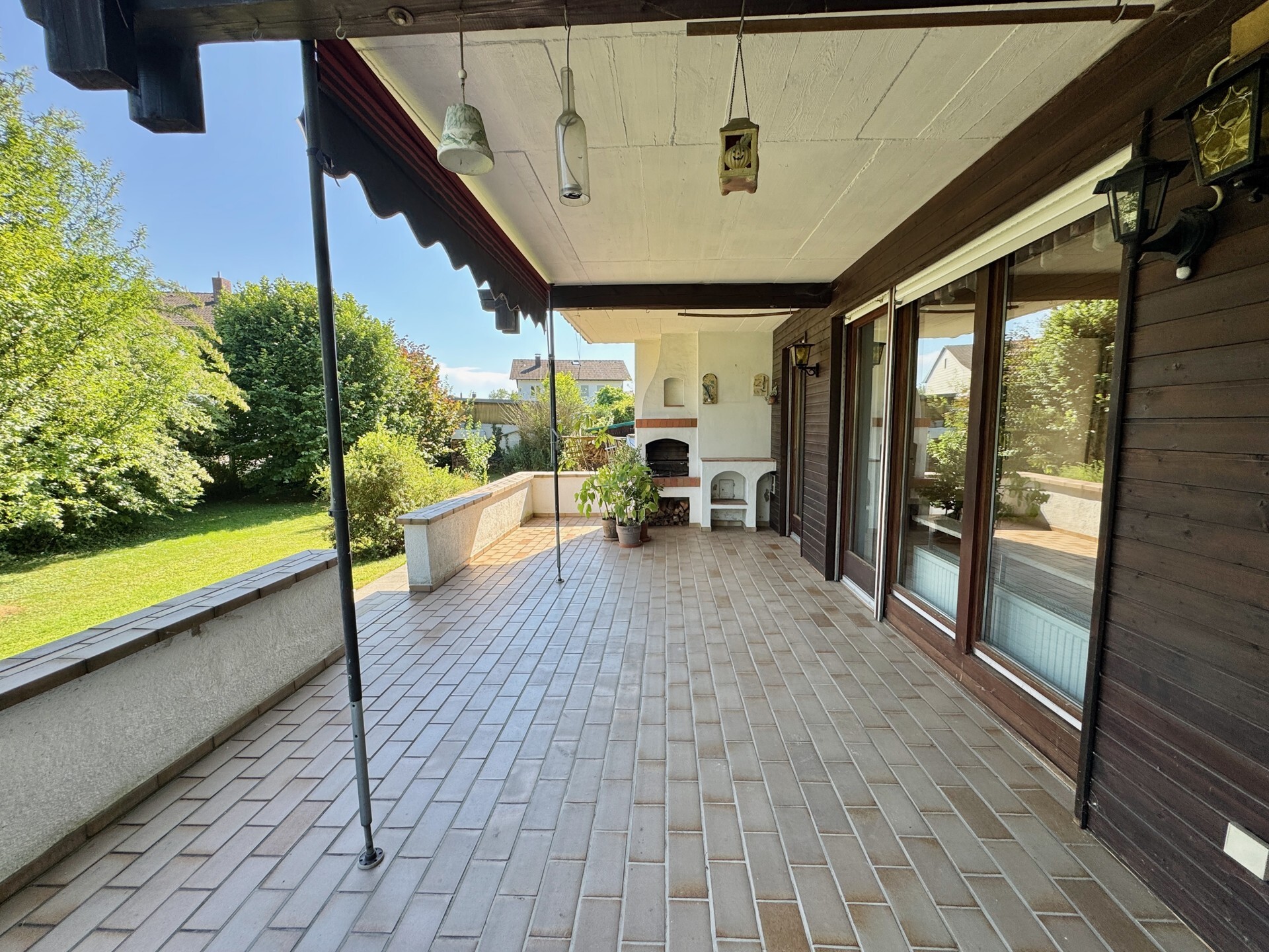 Wohnung kaufen - wie in einem Haus leben - Erdgeschoss mit sonniger Südostterrasse und großem Garten