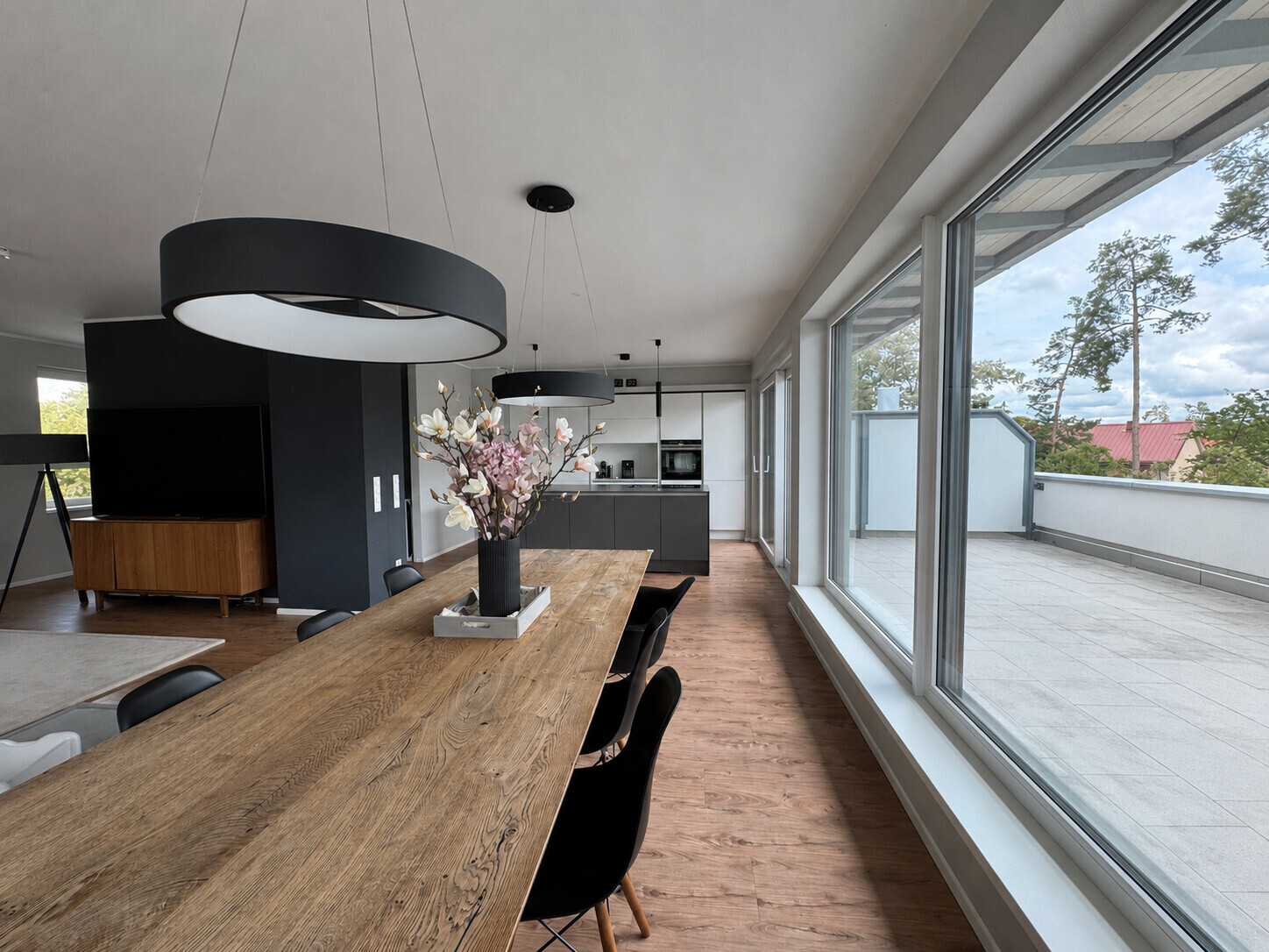 Raum, Licht, Freiheit - Penthouse-Feeling auf zwei Ebenen