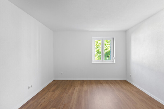 Mehrfamilienhaus mit 5 Wohneinheiten!
Kernsaniert! Provisionsfrei! 3