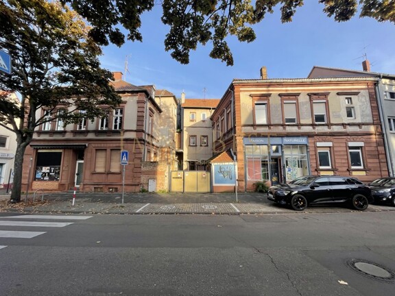 Wohn u. Geschäftshaus in Zentrumslage mit Entwicklungspotenzial! 3