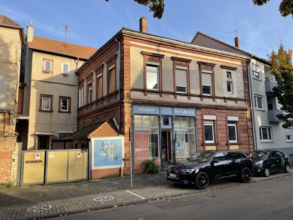 Wohn u. Geschäftshaus in Zentrumslage mit Entwicklungspotenzial! 1