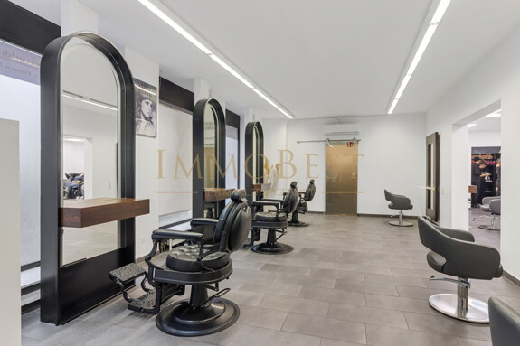 Wohn u. Geschäftshaus im Zentrum! Rentable Kapitalanlage mit 9 Einheiten! 3