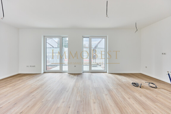 Baubeginn Q1/2026:
Förderfähig-Aufzug-Photovoltaik-Barrierefrei 1