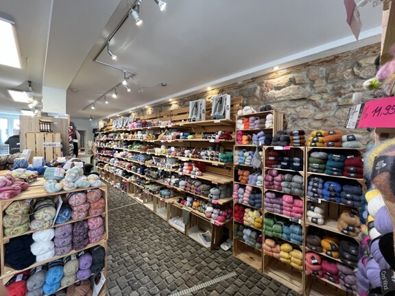 Repräsentative Ladenfläche mit Schaufenster - Marktstraße Landau/Pfalz 2