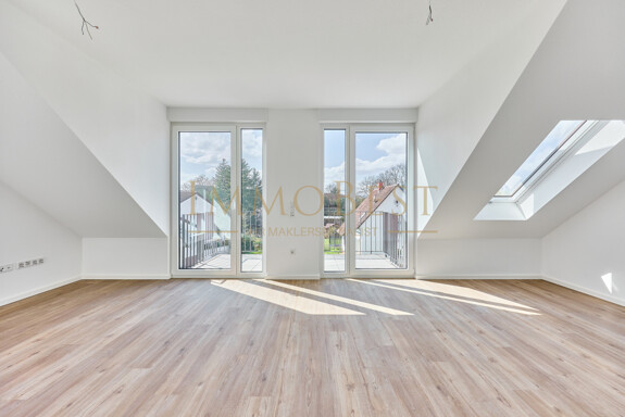 Baubeginn Q1/2026: 
Förderfähig-Aufzug-Photovoltaik-Barrierefrei 2