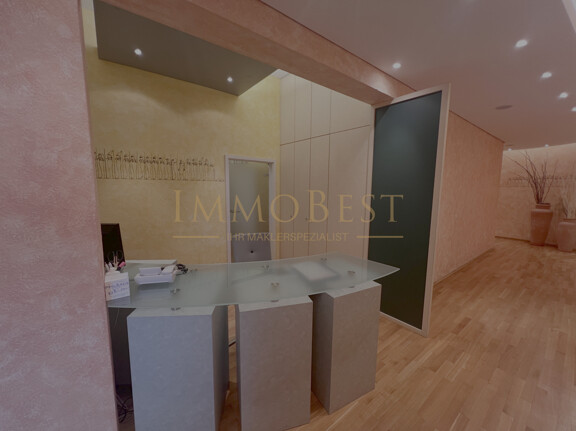 Moderne Praxis- oder Büroräume in Top Lage mit Aufzug! Sofort verfügbar! 3