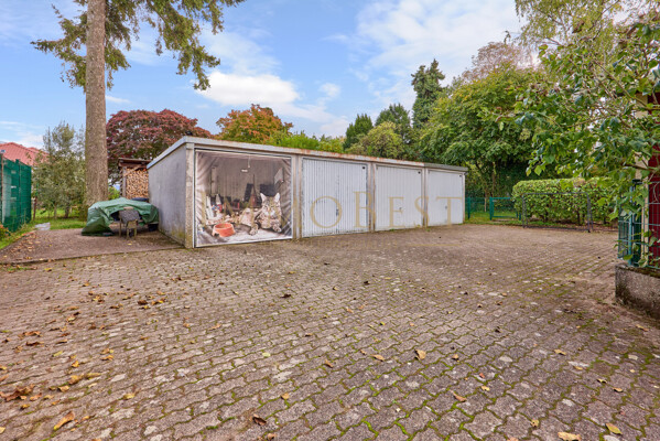 Garagen (2v.r.)