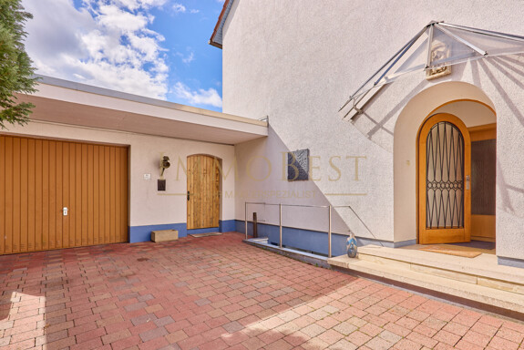 Freistehendes Einfamilienhaus mit super Ausstattung in toller Lage von Landau! ,,Schützenhof'' 1