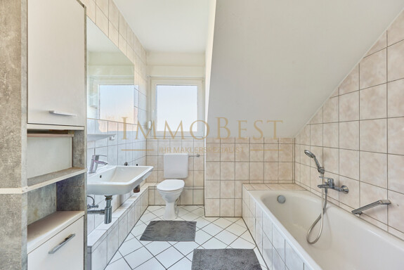 Gemütlich, hell, besonders – Dachgeschosswohnung zum Verlieben! 4