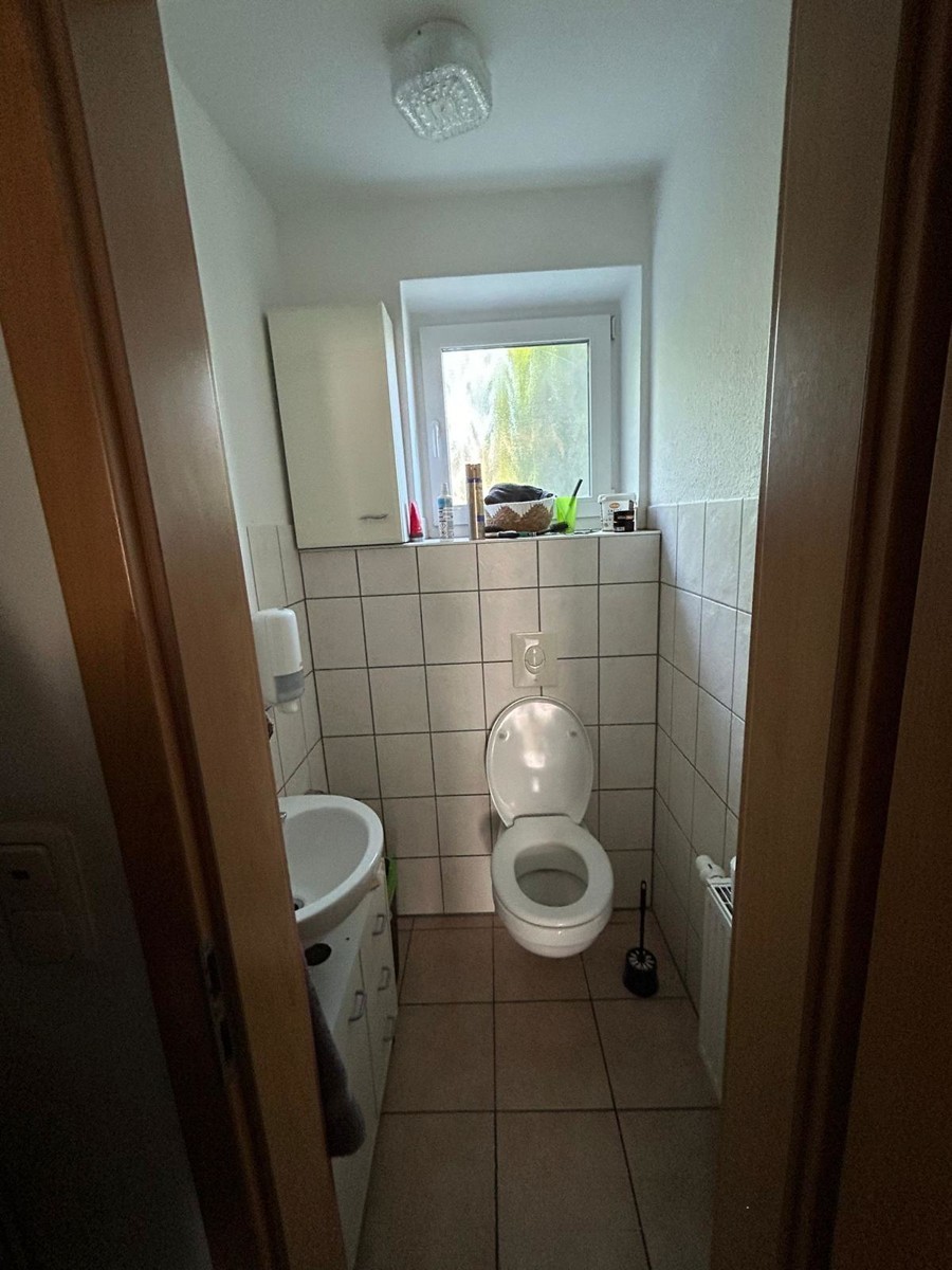 Haus 1 Gäste-WC