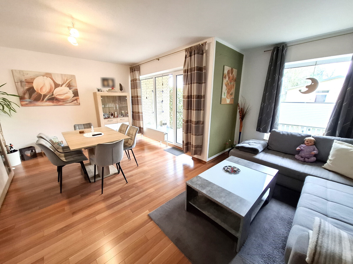 Wohnzimmer Bild 1