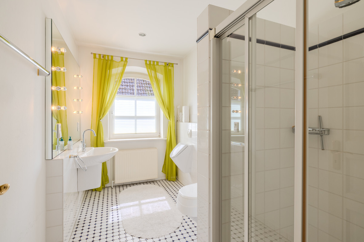 Badezimmer 1