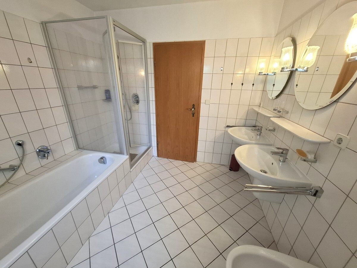 Badezimmer Bild 2