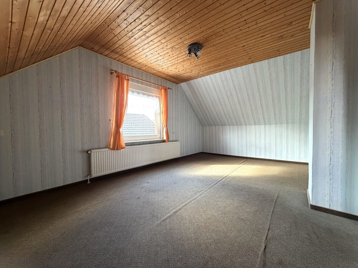 Schlafzimmer 2 DG