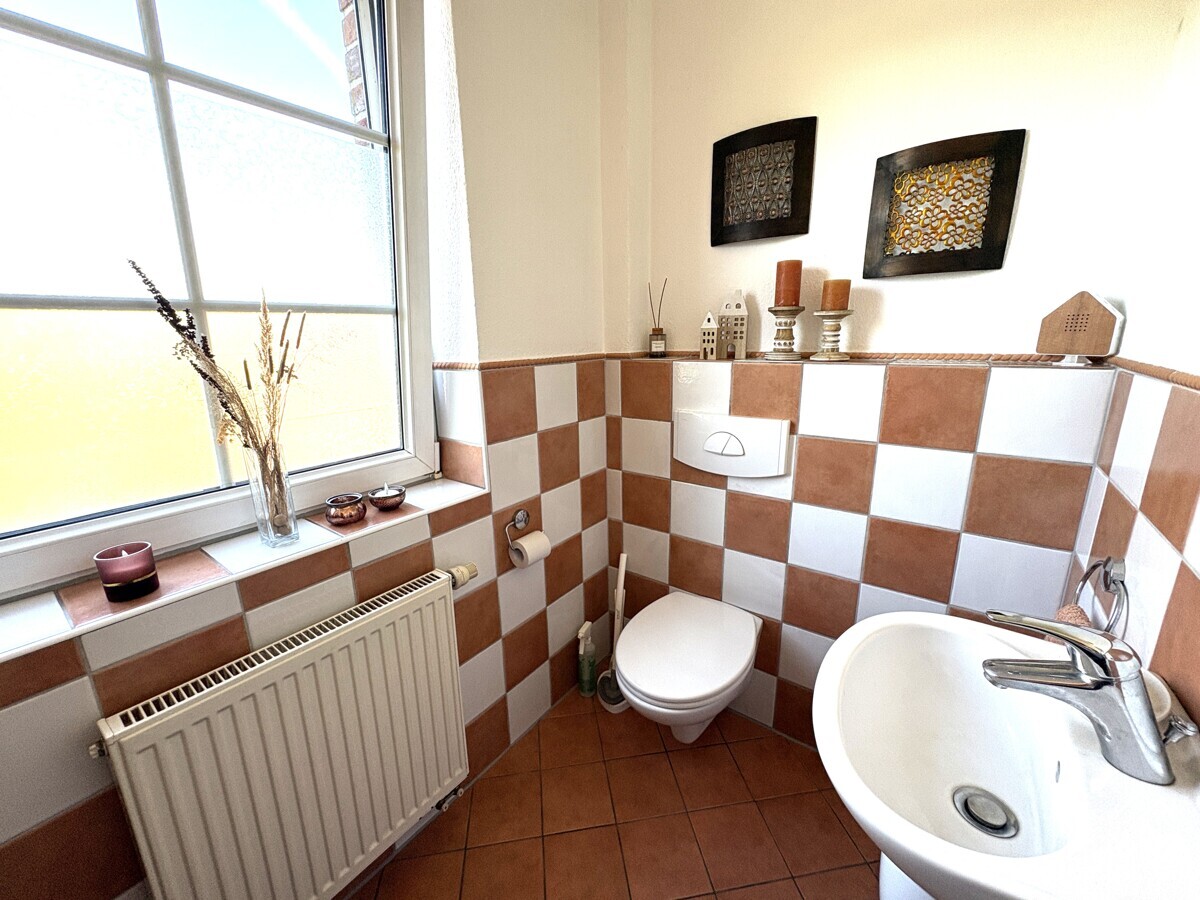 Gäste-WC Bild 1
