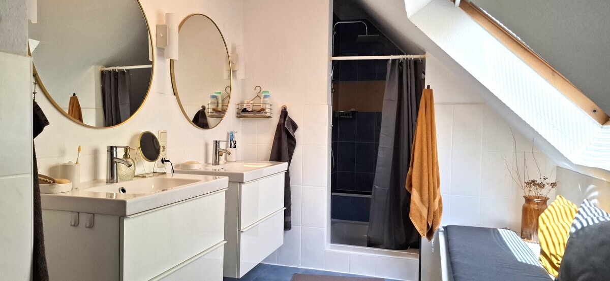 Badezimmer OG Bild 1