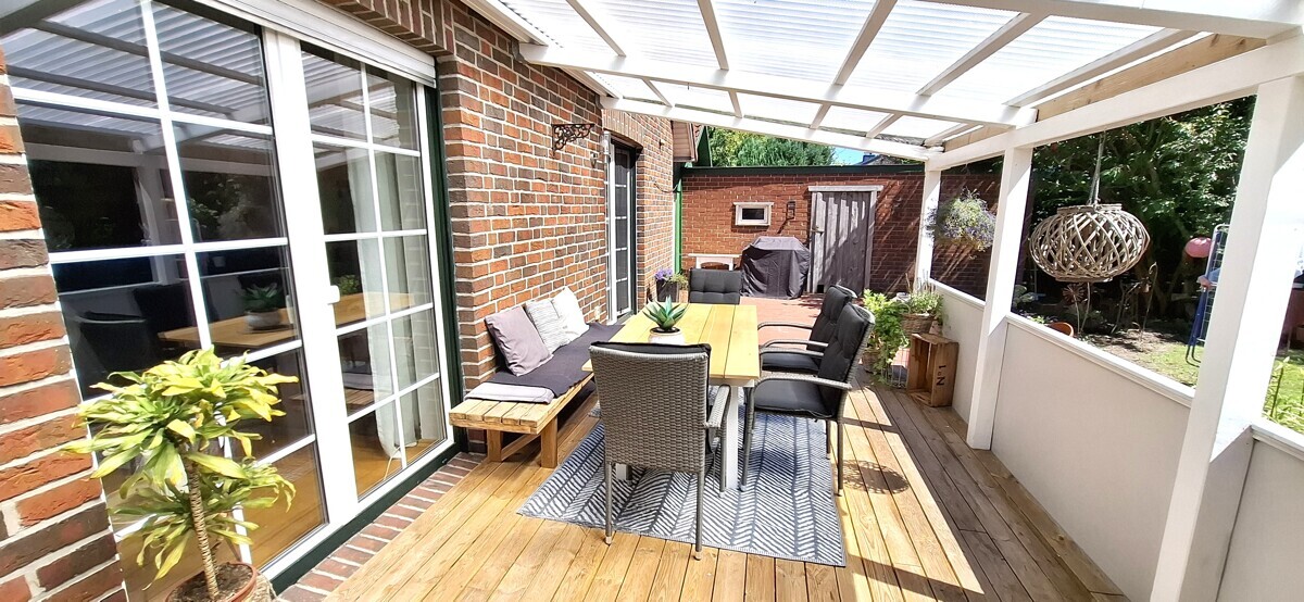 Terrassenbereich Bild 1