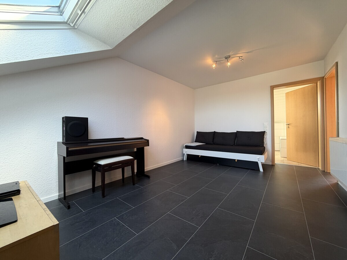 Wohnzimmer DG
