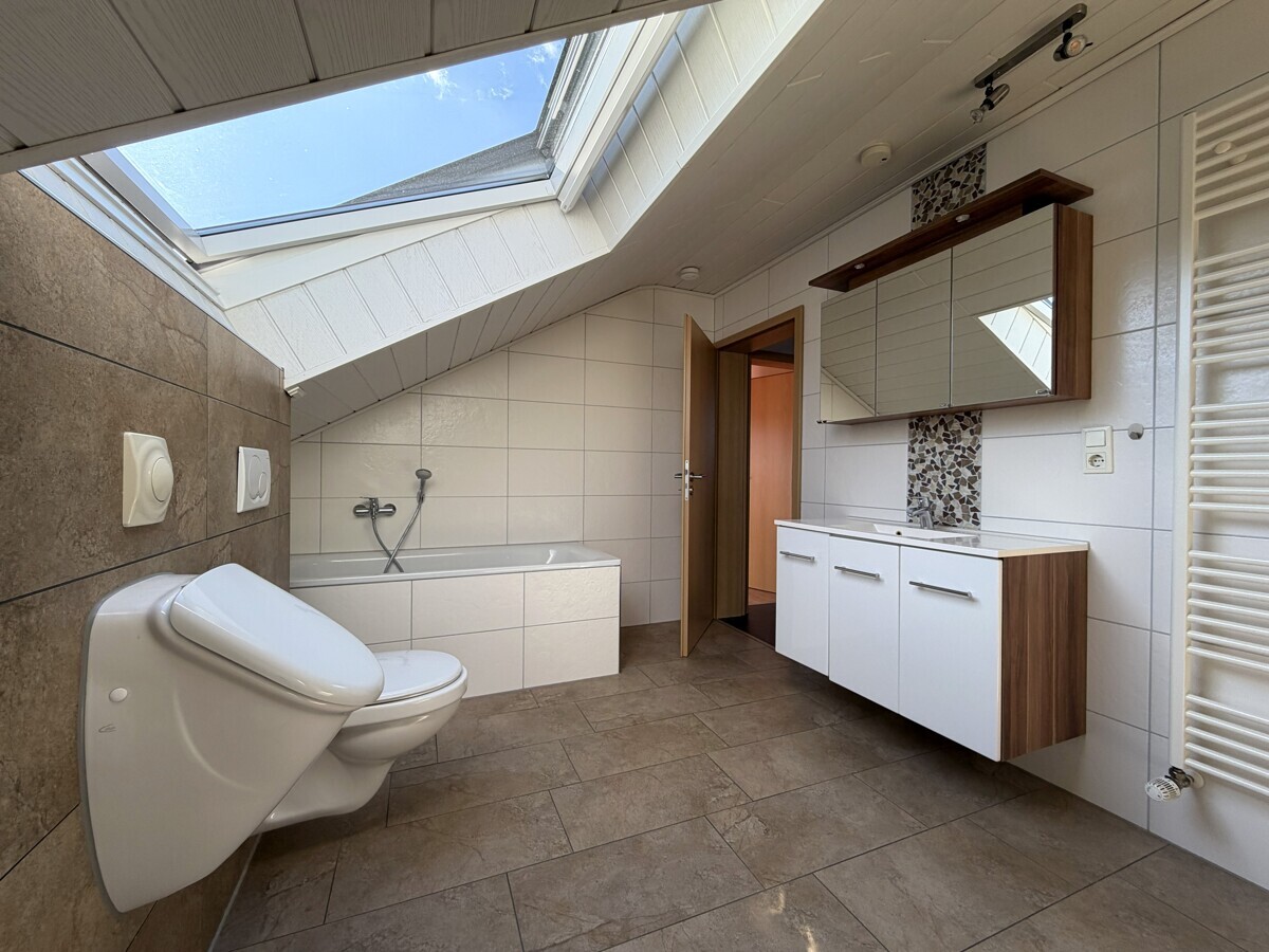 Badezimmer DG