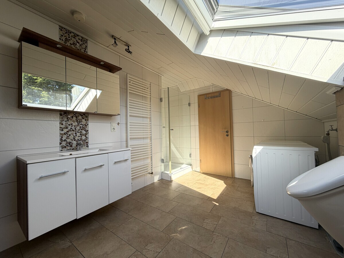 Badezimmer DG