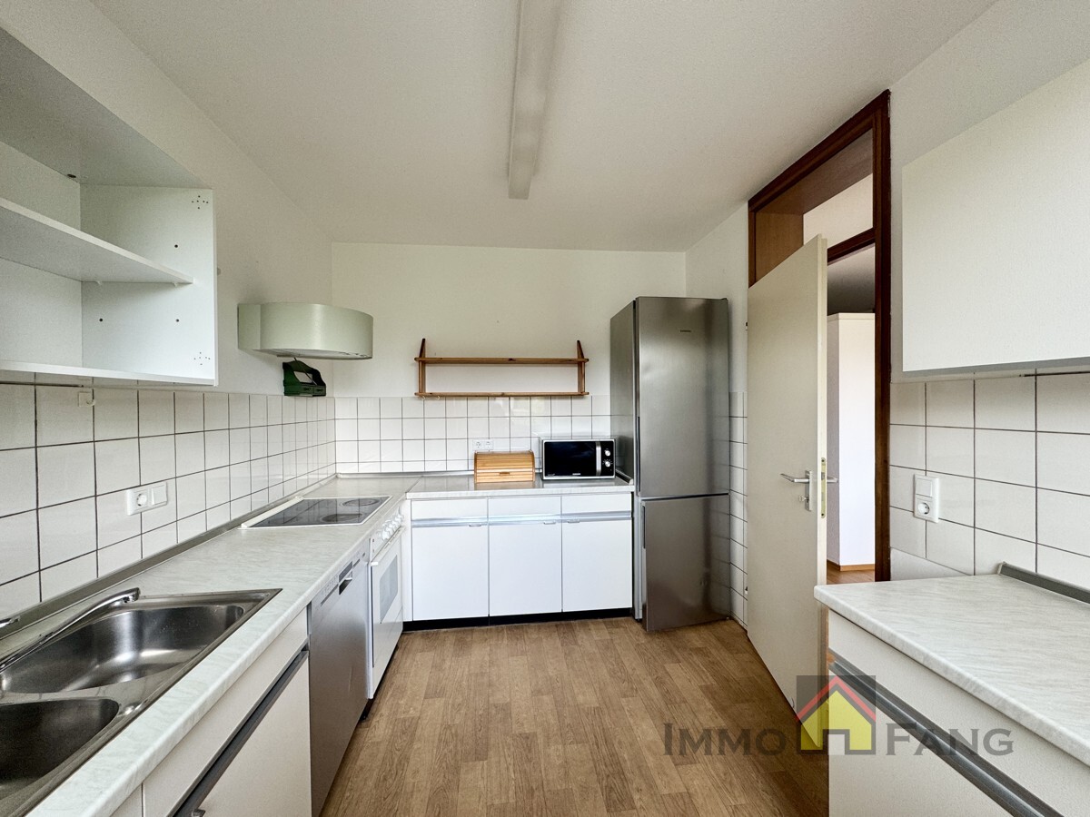 Gepflegte, voll möblierte 4-Zimmer-Wohnung mit Balkon – Nähe Nordpark - Foto 1