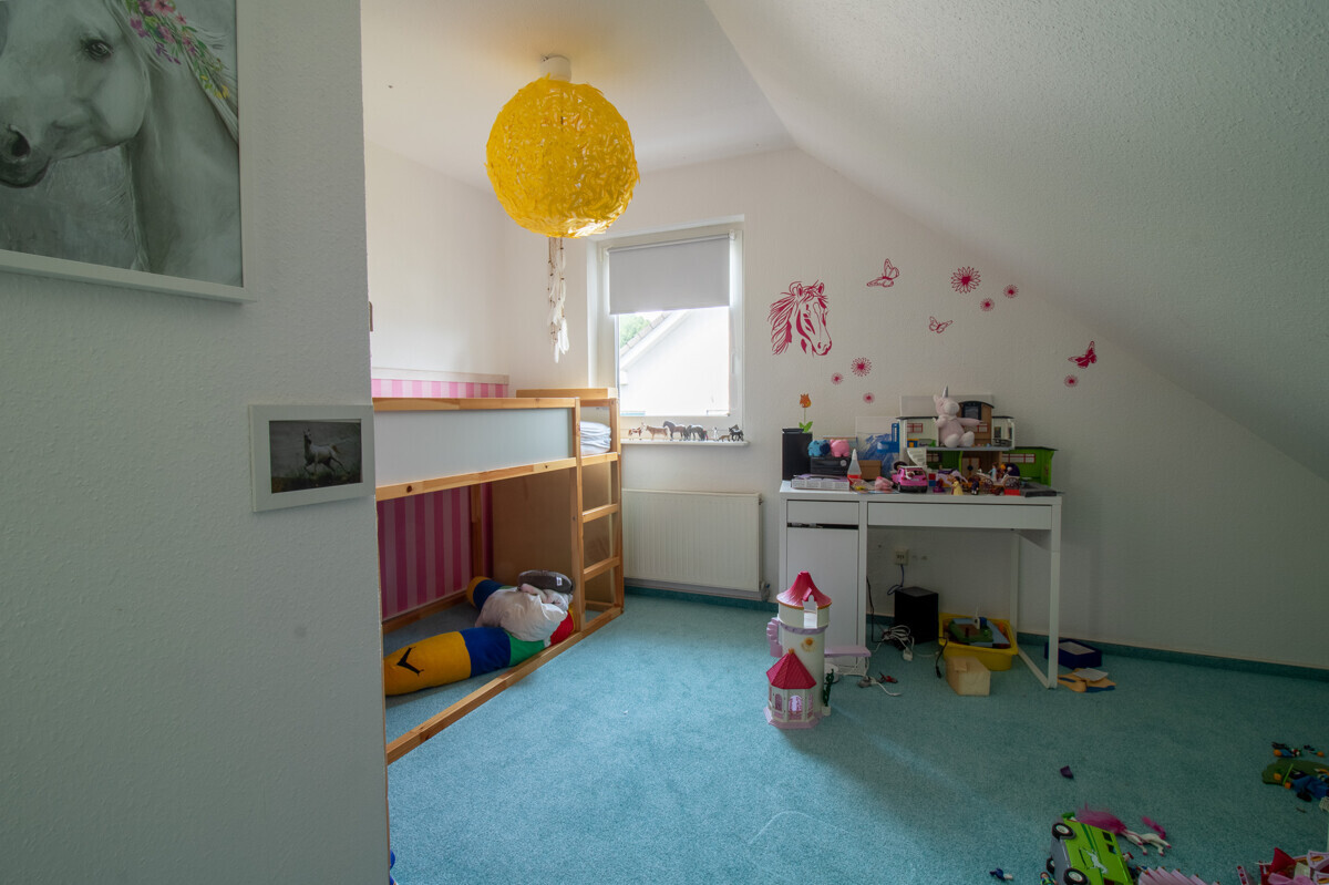 Kinderzimmer 1 DG