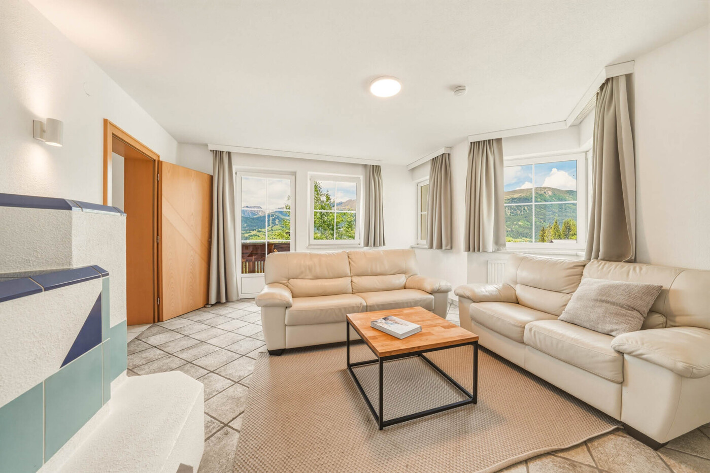 Wohnzimmer / Erdgeschoß