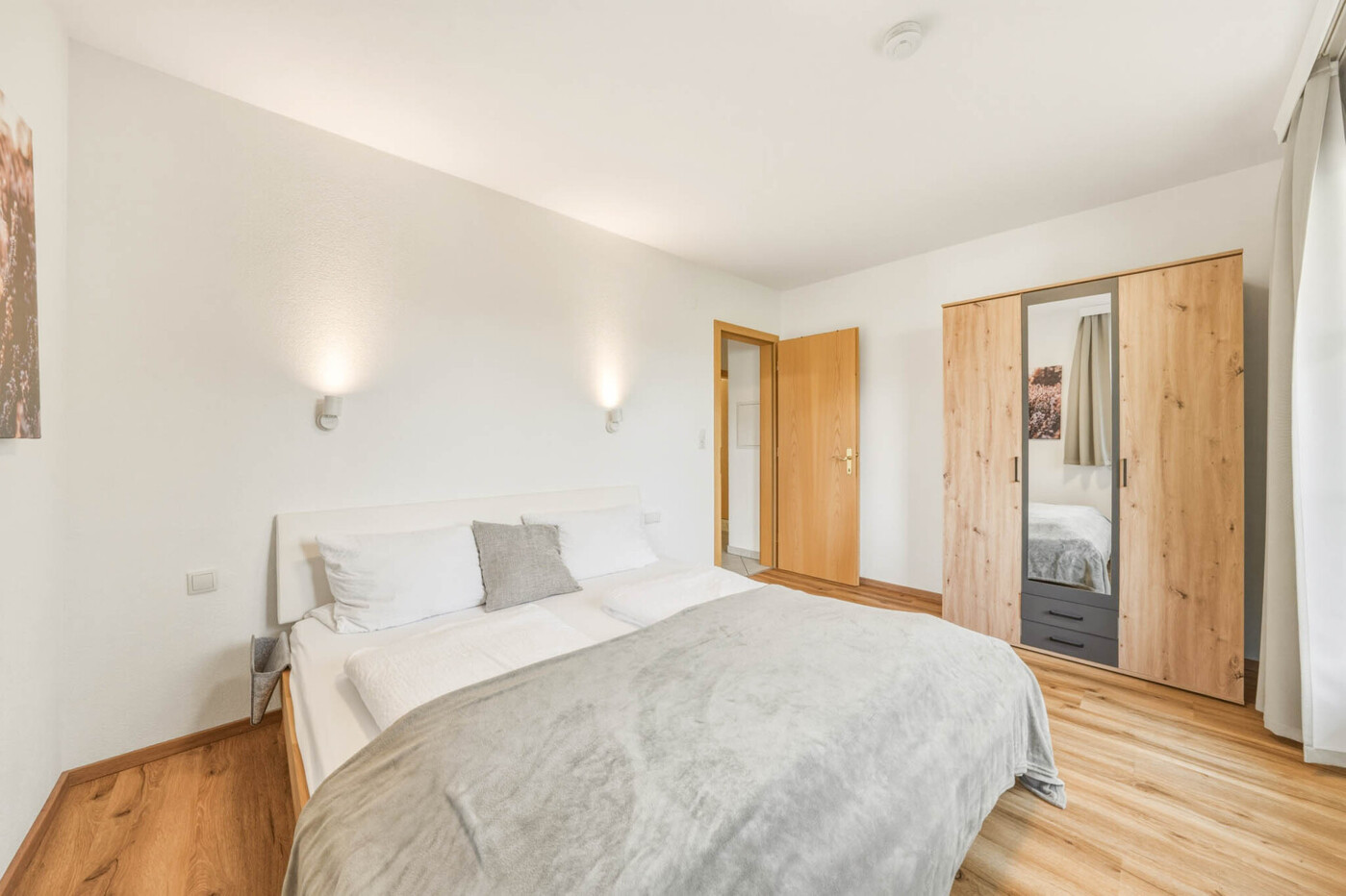 Schlafzimmer / Untergeschoß