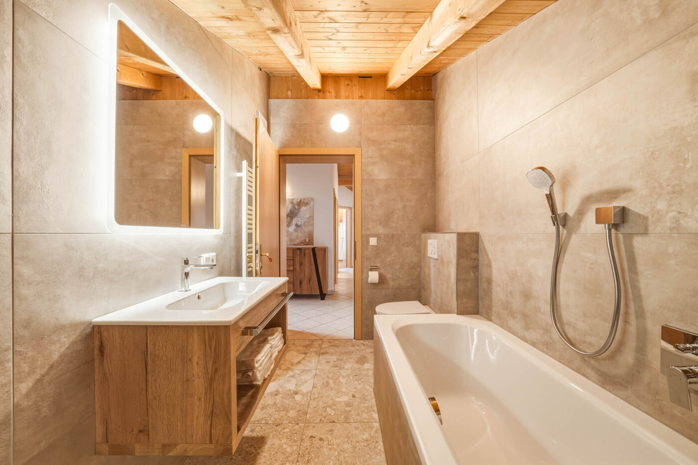 Badezimmer / Erster Stock