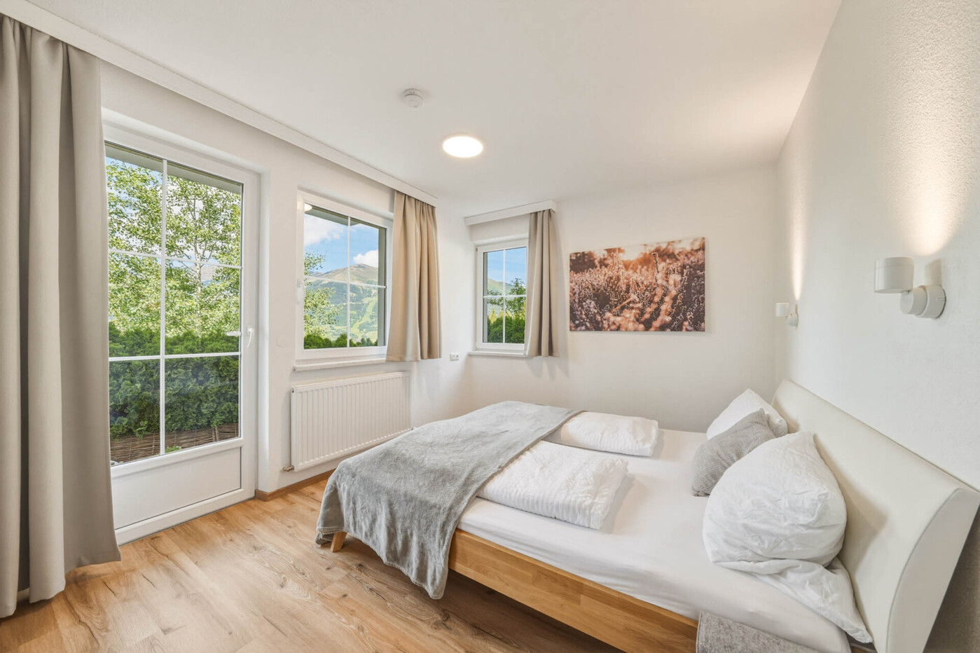 Schlafzimmer / Untergeschoß