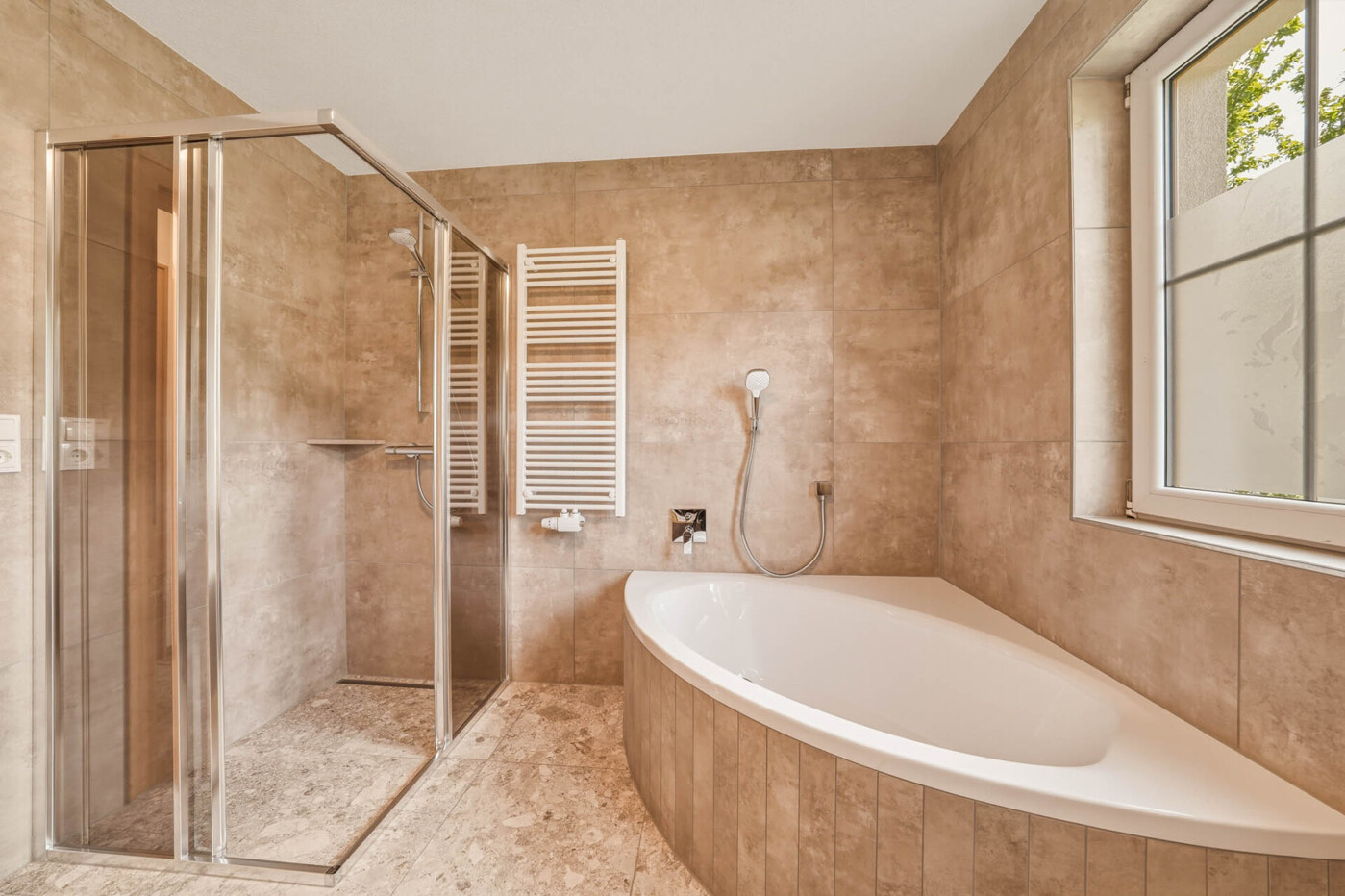 Badezimmer / Erdgeschoß