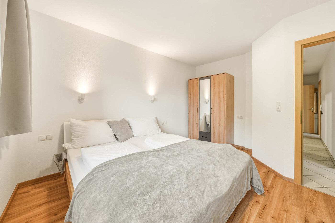 Schlafzimmer / Untergeschoß