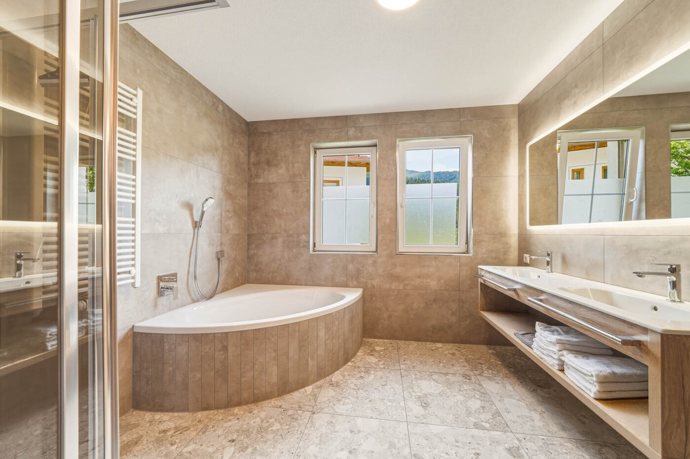 Badezimmer / Erdgeschoß