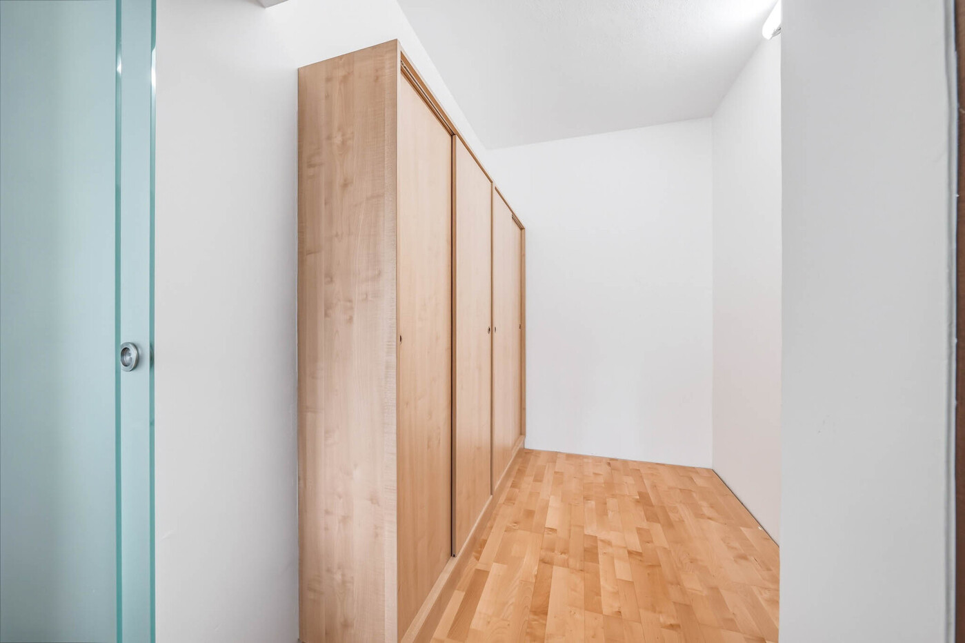 Kleiderschrank