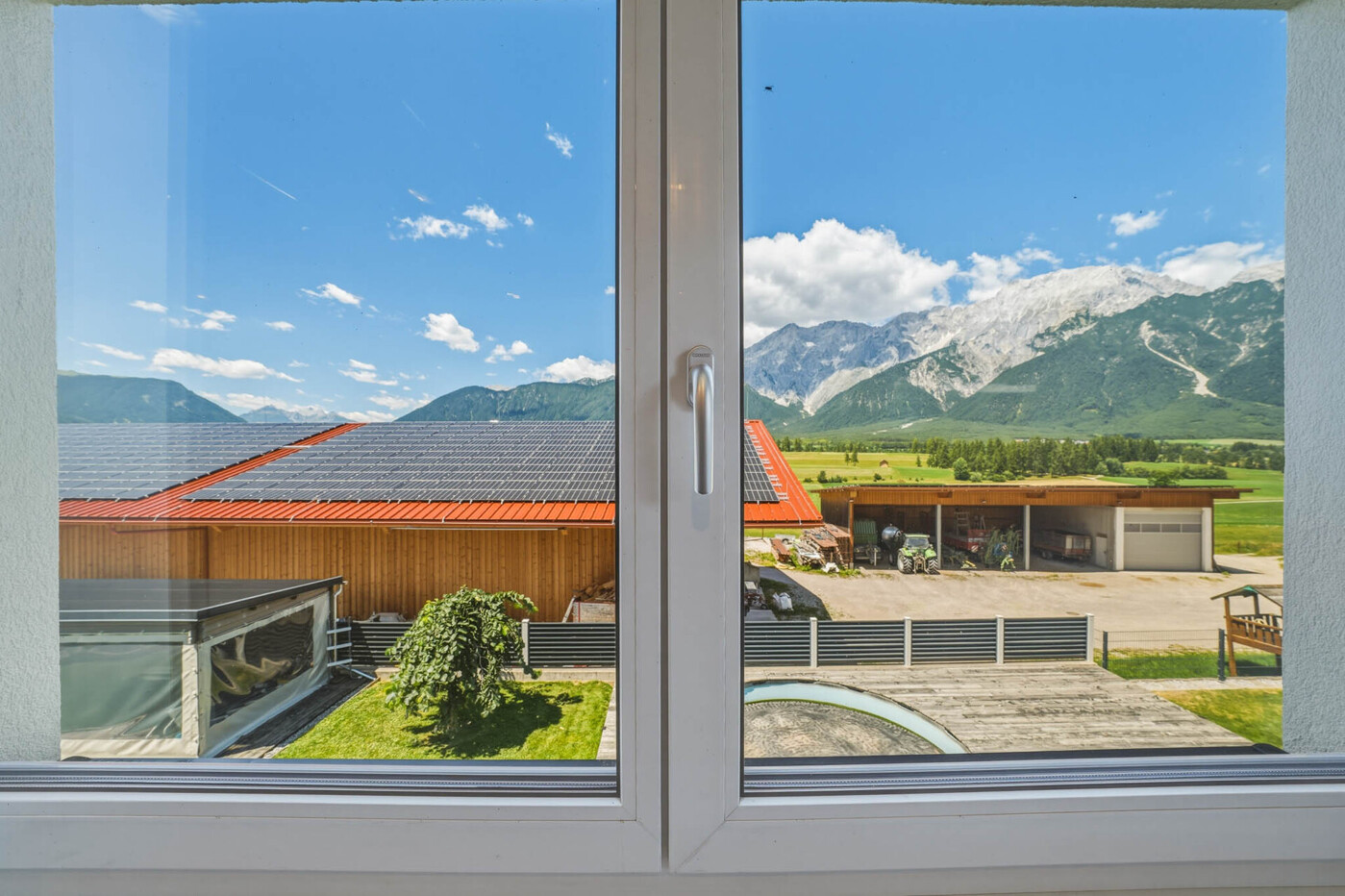 Wohnzimmer / Erdgeschoß