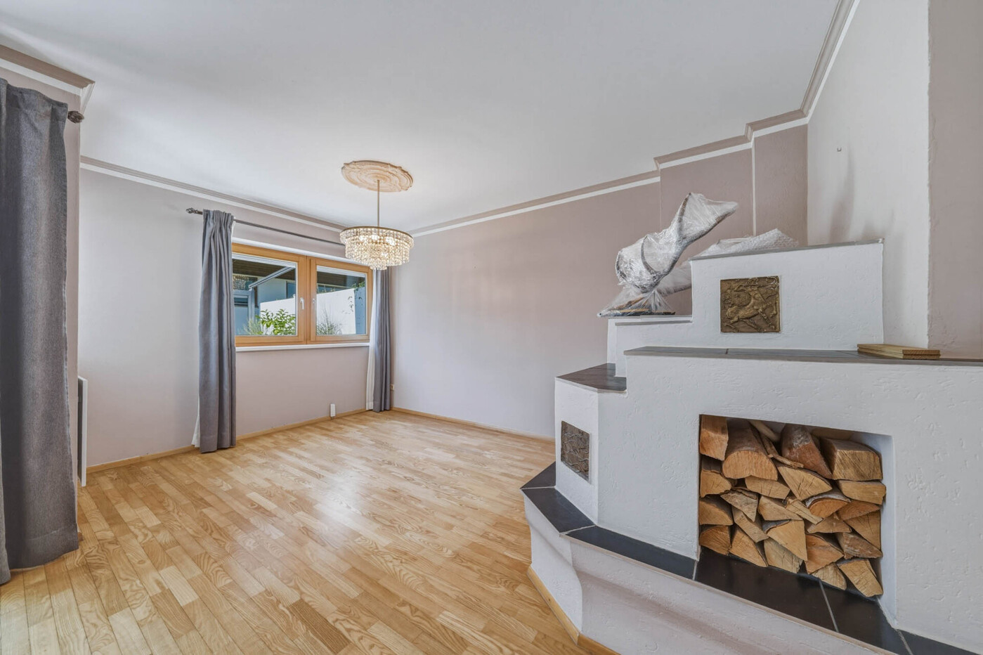 Wohnzimmer / EG
